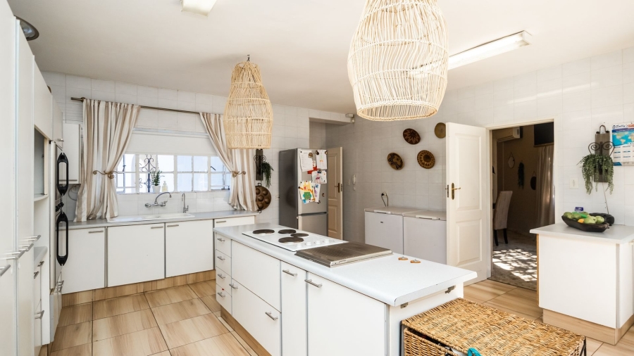 4 Bedroom Property for Sale in Safari Gardens North West